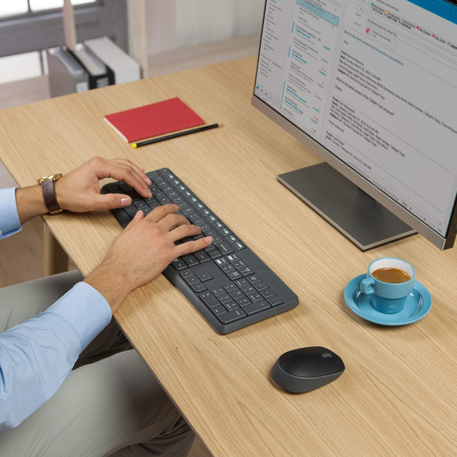 Combo Teclado e Mouse sem fio Logitech MK235 com Conexão USB, Pilhas Inclusas e Layout ABNT2